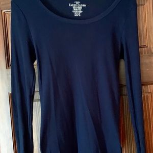 Women’s long sleeve shirts